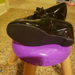 Girls dress shoes